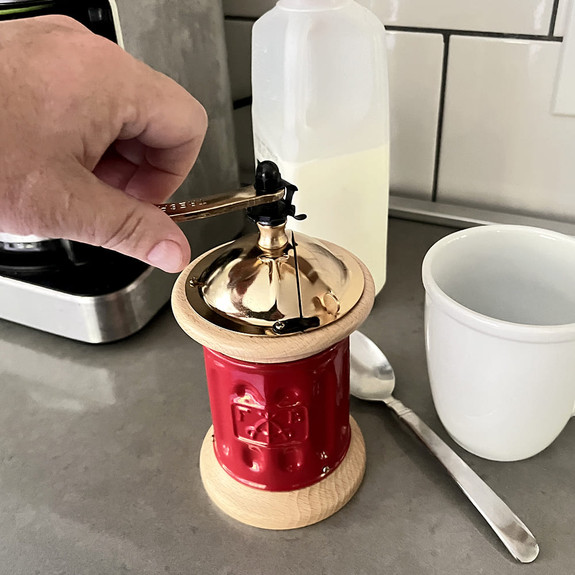 Italian-Made Conical Burr Mill Grinder