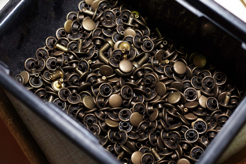 How To Install Rivets Garrett Wade