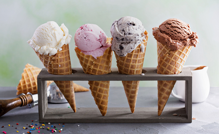 Old-Fashioned Ice Cream Maker Guide - Flour on My Fingers