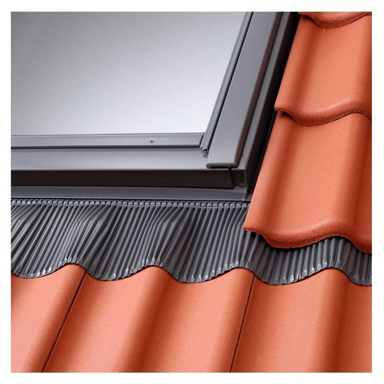 VELUX EDW CK06 Roof Window Flashing | SolarSkylights.com