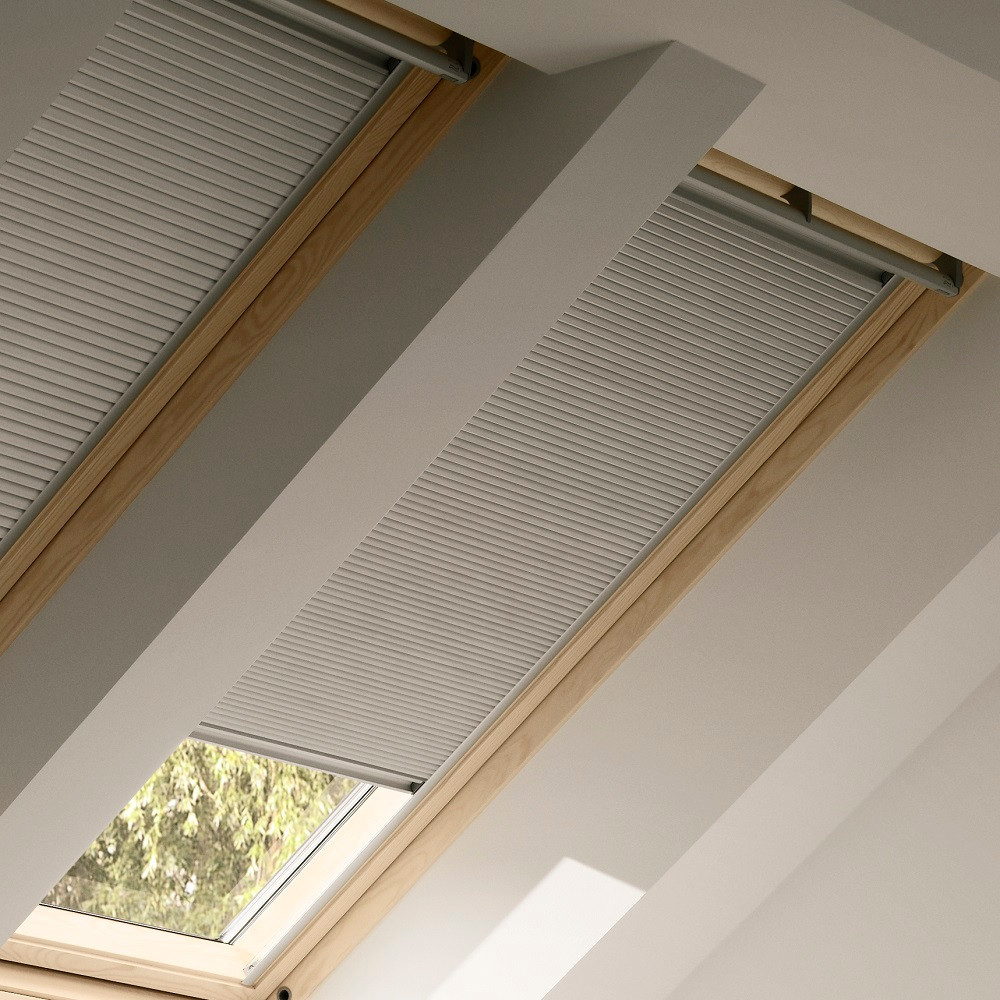 VELUX FHC CK06 Manual White Room Darkening Shade | SolarSkylights.com