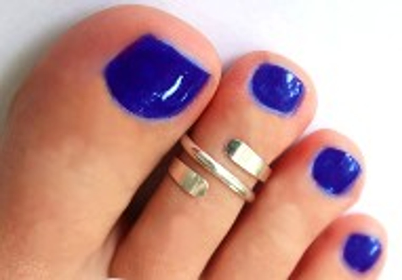 Pin by Evelyn Lopez on Beautiful Nails/Uñas Hermosas | Best toe nail color,  Pretty toe nails, Blue toe nails