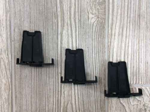 PMAG Minus 5 Round Limiter installs in 10, 20, or 30 round GEN M3 PMAG bodies, reducing the magazine capacity by five rounds.