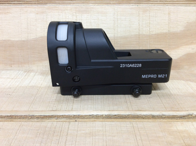 Meprolight M21 Reflex Sight – 1X, Black, 12 MOA