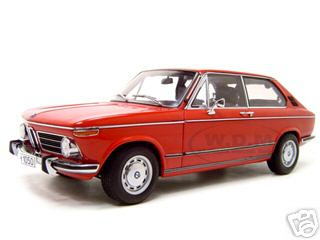 BMW 2000 TII Touring Red Diecast Model Car 1/18 by Autoart