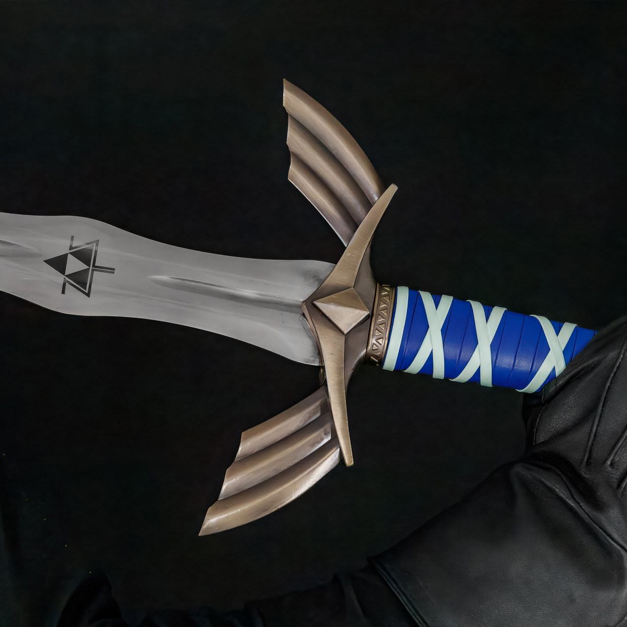 Links Ornate Prophecy Hero Sky Sword - SwordsSwords.com
