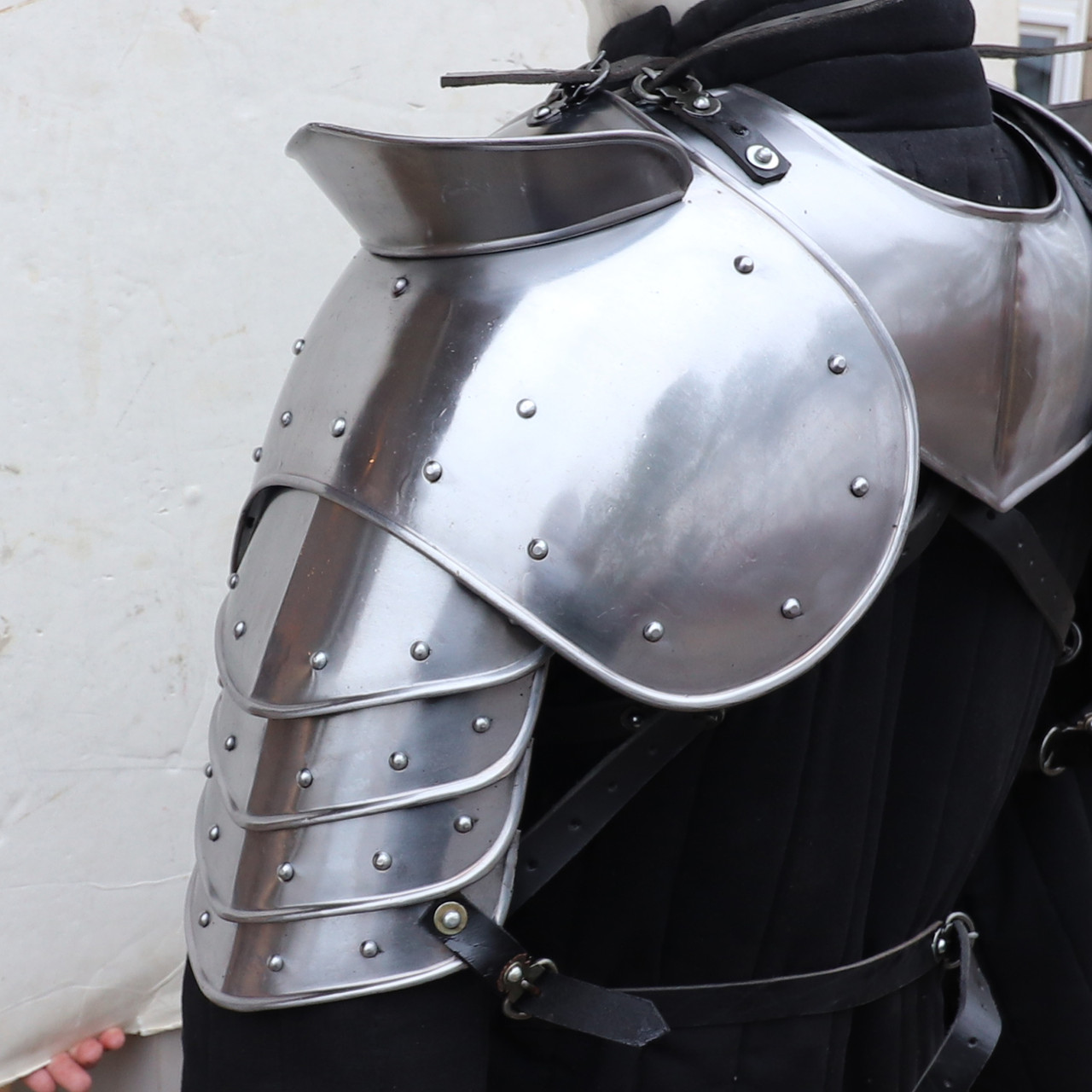 Armory Replicas ™ The Cursed Black Knight Functional Medieval