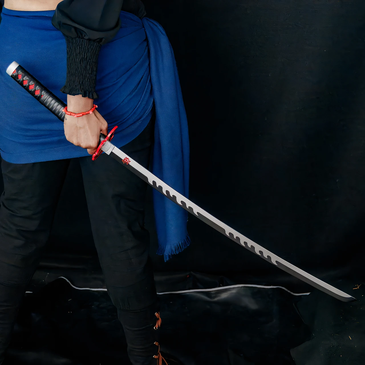 ÉPÉE NICHIRIN KATANA de Demon Slayer Giyu Tomioka en bois JT10054 EUR