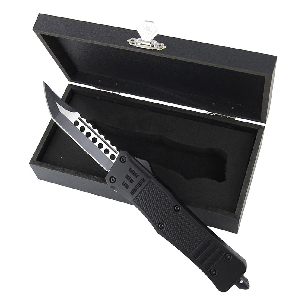 Automatic Tank Tread Emergency OTF Knife
