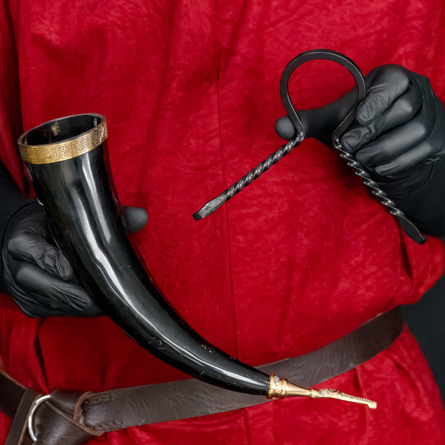 Horns of Odin Viking Drinking Horn Set with Brass Stand