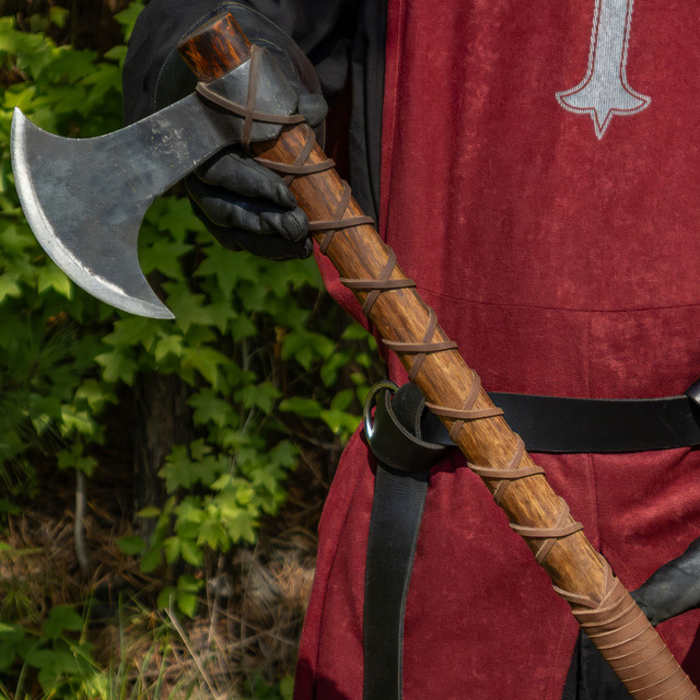 Warrior Cult Svinfylking Functional Battle Axe - SwordsSwords.com