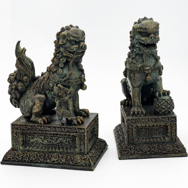Ancient Guard Chinese Guardian Lion Fu Foo Dog Statuettes Bookends Pair