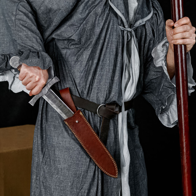 Damascus Steel Arming Dagger | Blended Steel Full Tang Short Sword with Leather Sheath