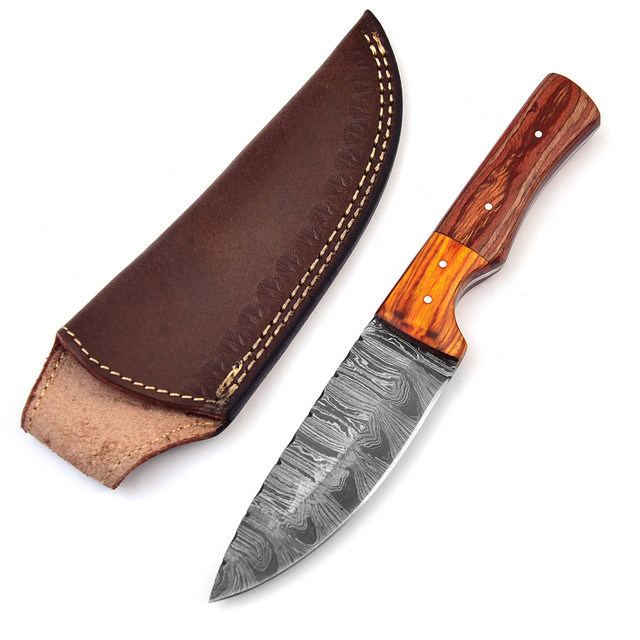 Convective Zone Damascus Steel Full Tang Hunting Knife | Leather Sheath Included