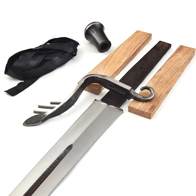 Spring Steel Sword High Carbon – Full Tang with Premium Leather Sheath