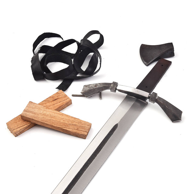 High Carbon Spring Steel Sword – Full Tang with Leather Sheath