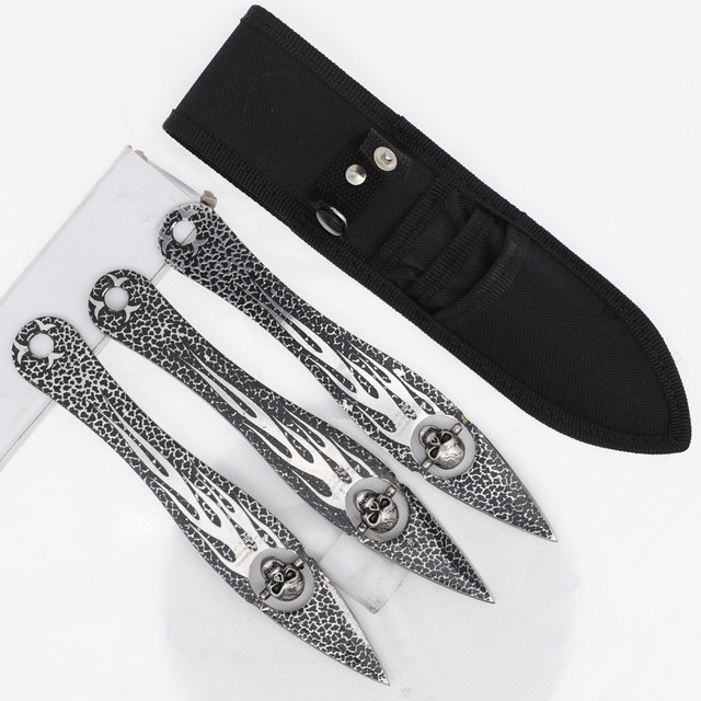 Spinning Skull Fantasy Throwing Knife Set –  Blades with Sheath