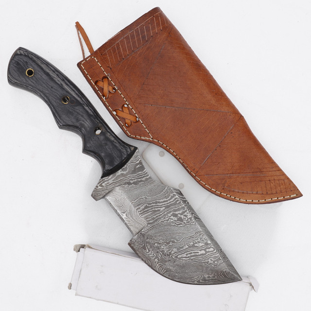 Damascus Steel Hunting Knife with Black Wood Handle and Leather Sheath