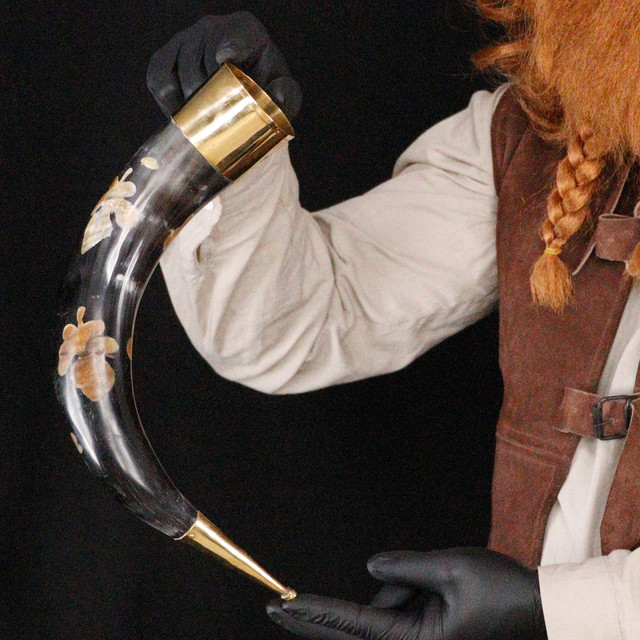 Horn of the Damned Brass Detailed Drinking Horn with Hand-Forged Rack – Medieval Viking Set