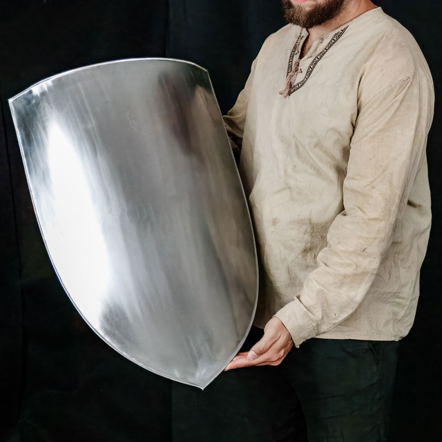 Decorative Medieval Style Shield – Polished Finish