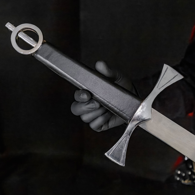 Celtic Warrior Irish Ring Medieval Gaelic Warfare Sword