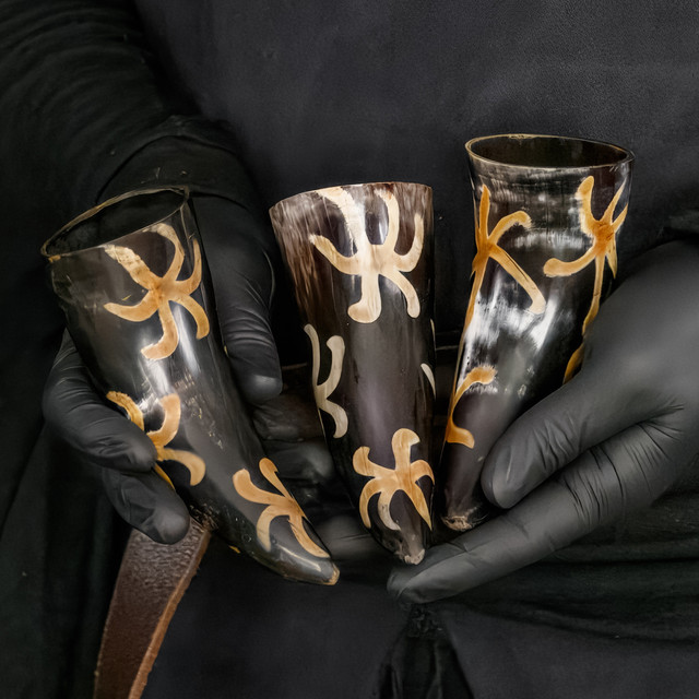 Earth Essence Three of a Kind Drinking Horn Set