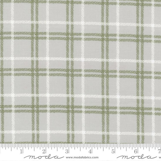 Moda - Christmas Eve - Yuletide Plaid, Silver