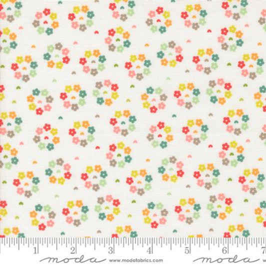 Moda - Raspberry Summer - Rosy Floral, Cloud