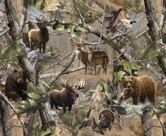 Sykel - 58/60" Real Tree Fleece - Hidden Animals Allover, Camo