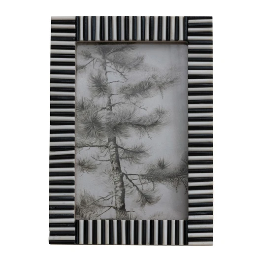Ribbed Photo Frame, Black & White
