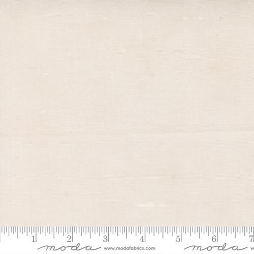 Moda - When Snow Falls - Shaded Solid, Snow