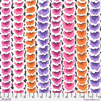 Free Spirit - Kaffe Fassett Collective Aug 2026 - Garlands, Rose