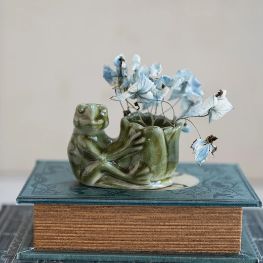 Stoneware Frog Holding Flower Shaped Vase, Green
