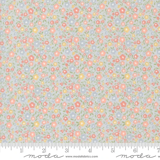 Moda - Handmade Sweetness - Bitty Blossoms, Sky