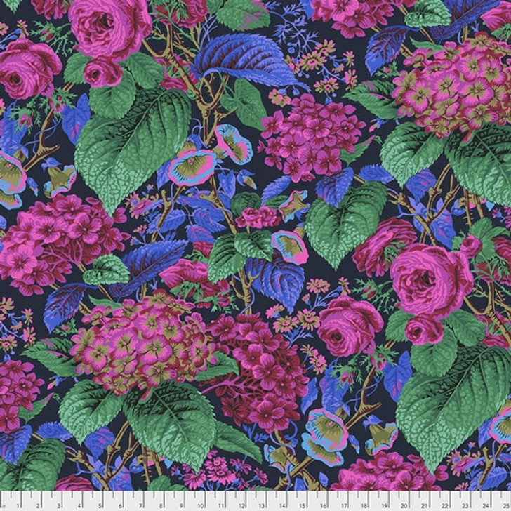 Free Spirit - Kaffe Fassett - Rose & Hydrangea, Navy