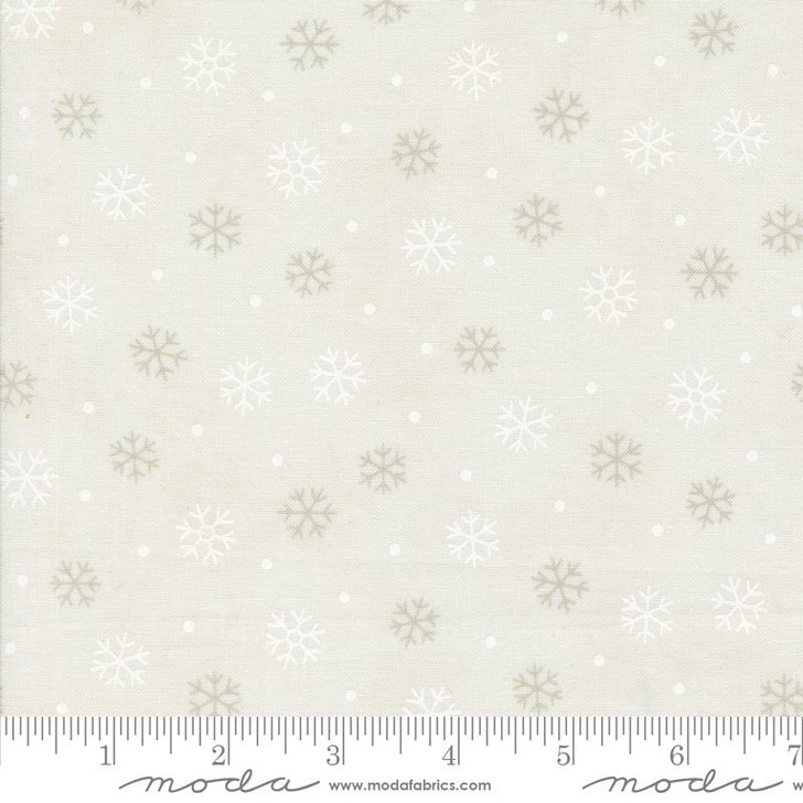 Moda - Woodland Winter - Snowflakes, White on White