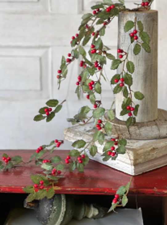 Hanging Cluster - Holly with Berries 40"