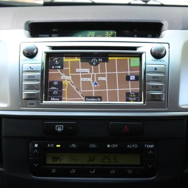 hilux-7th-gen-flushmount-dash.jpg