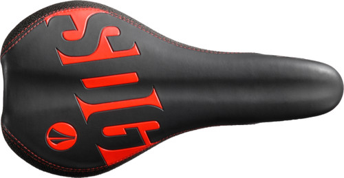 Red|Butte rouge