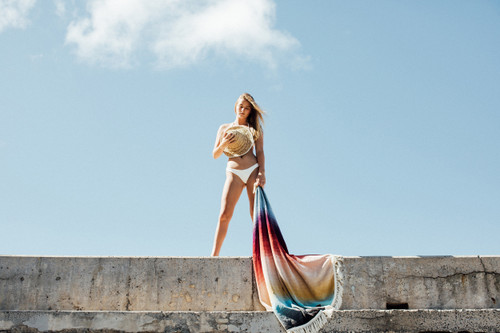 6005-028 Slowtide Round Towel