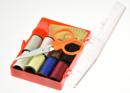21 Pc Sewing Kit in Storage Box