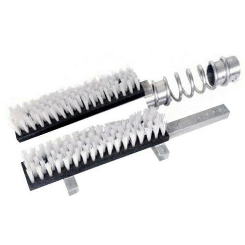 Cattle Scratching Brush Livestock Scratch Brush 2-Pack - For Cows, Horses, Sheep & Pigs With Mounting Screws Animal Back Scratcher