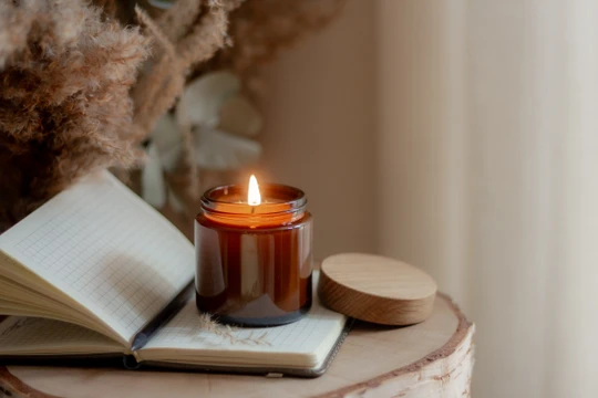 Amber & Oak 3-Wick Candle