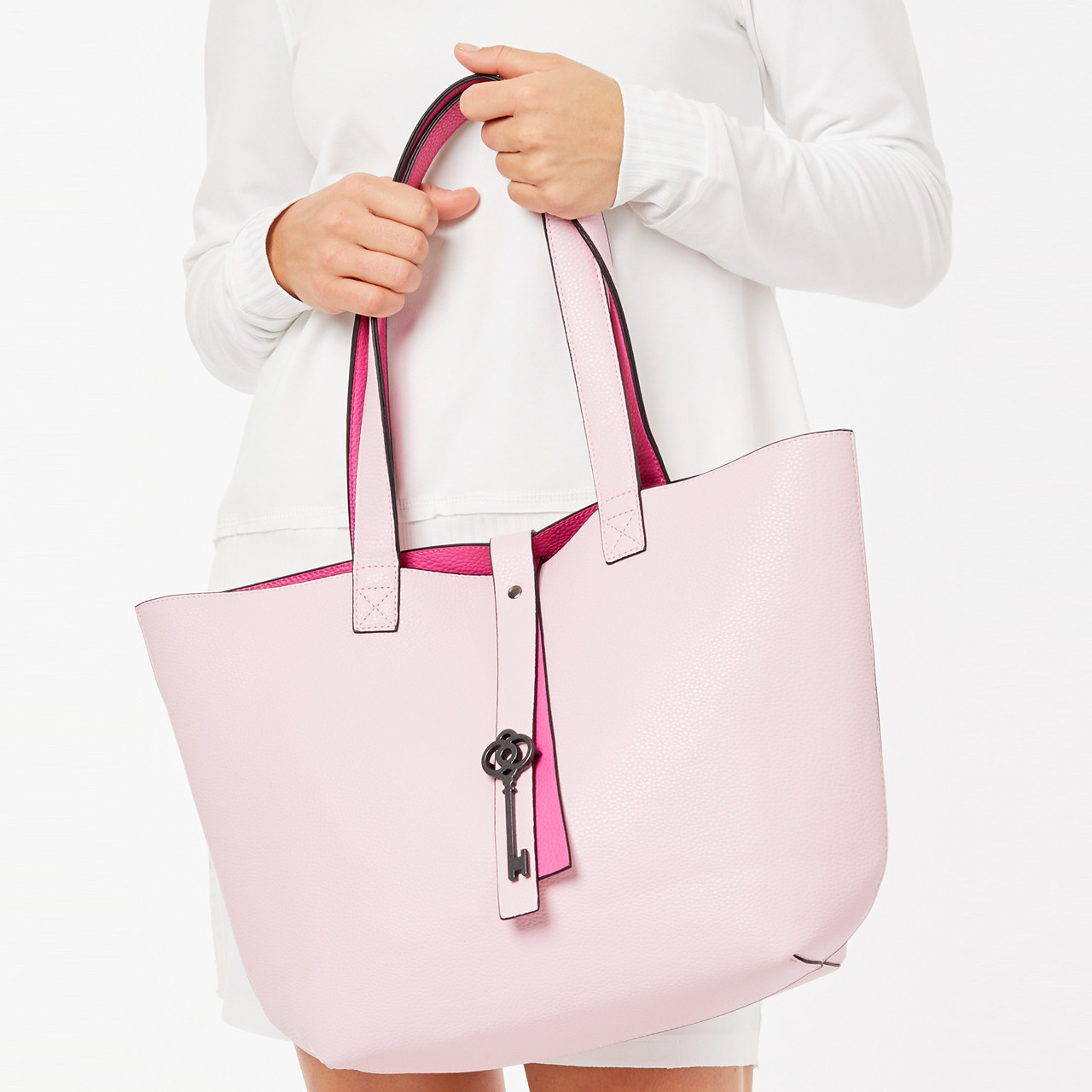 pink totes