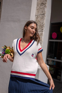 Ellsworth+Ivey American Shield Sweater Vest Ellsworth+Ivey American Shield Sweater Vest