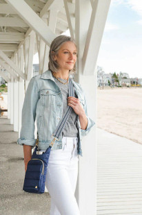 WanderFull Navy Matte HydroBags