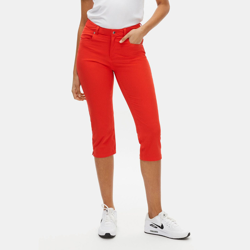 IZOD Women's Golf Stretch Capri Pant with Pockets 10 Nugget Gold Print