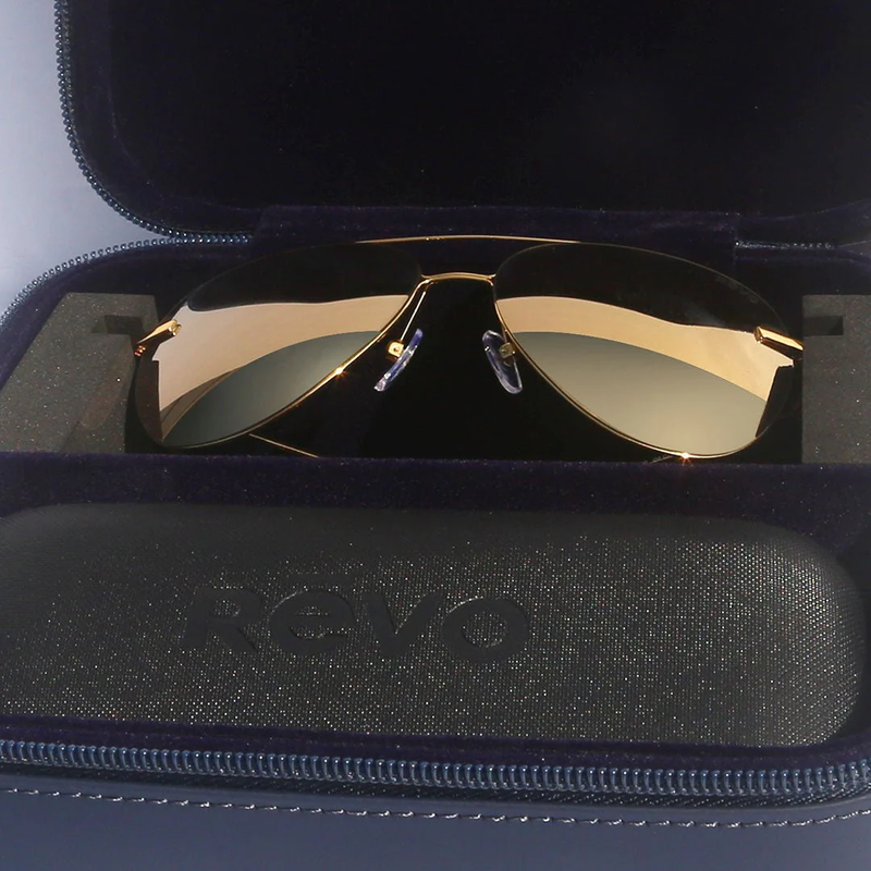 Fit: M
Frame Color: Gold
Lens Color: Champagne