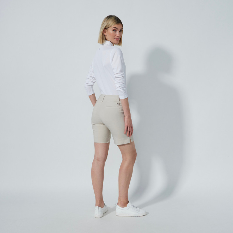 Daily Sports Magic Raw Beige 17" Short