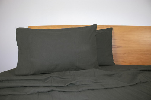 ELEMENTS PLAIN DYED FLANNELETTE SHEET SET - SINGLE